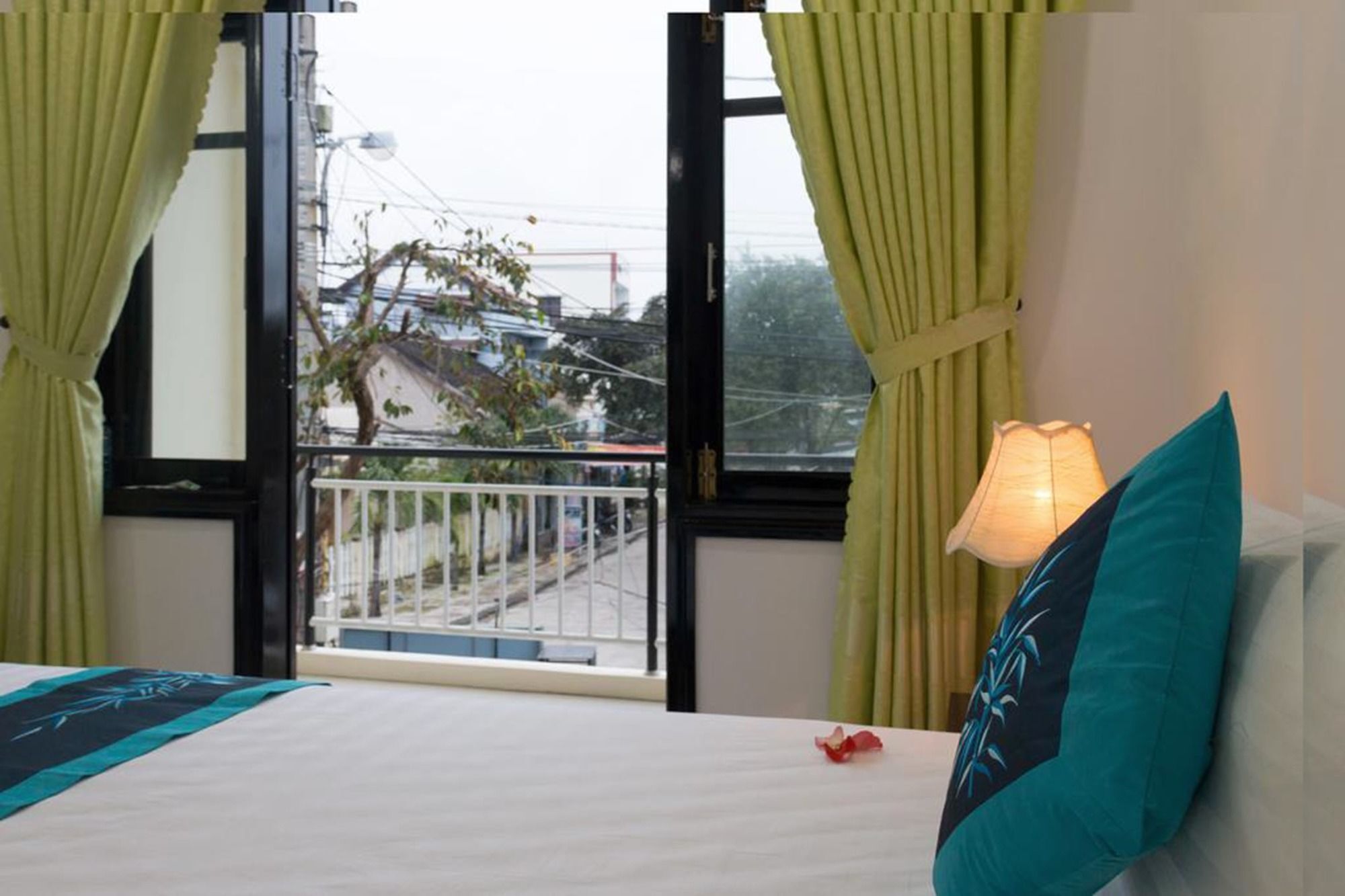 Sunshine Homestay Хоян Екстер'єр фото